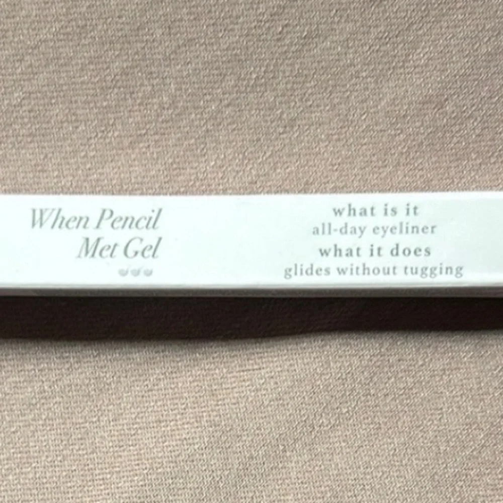 Julep Beauty Eyeliner Pencil - Blackest Black Matte - Picture 5 of 10
